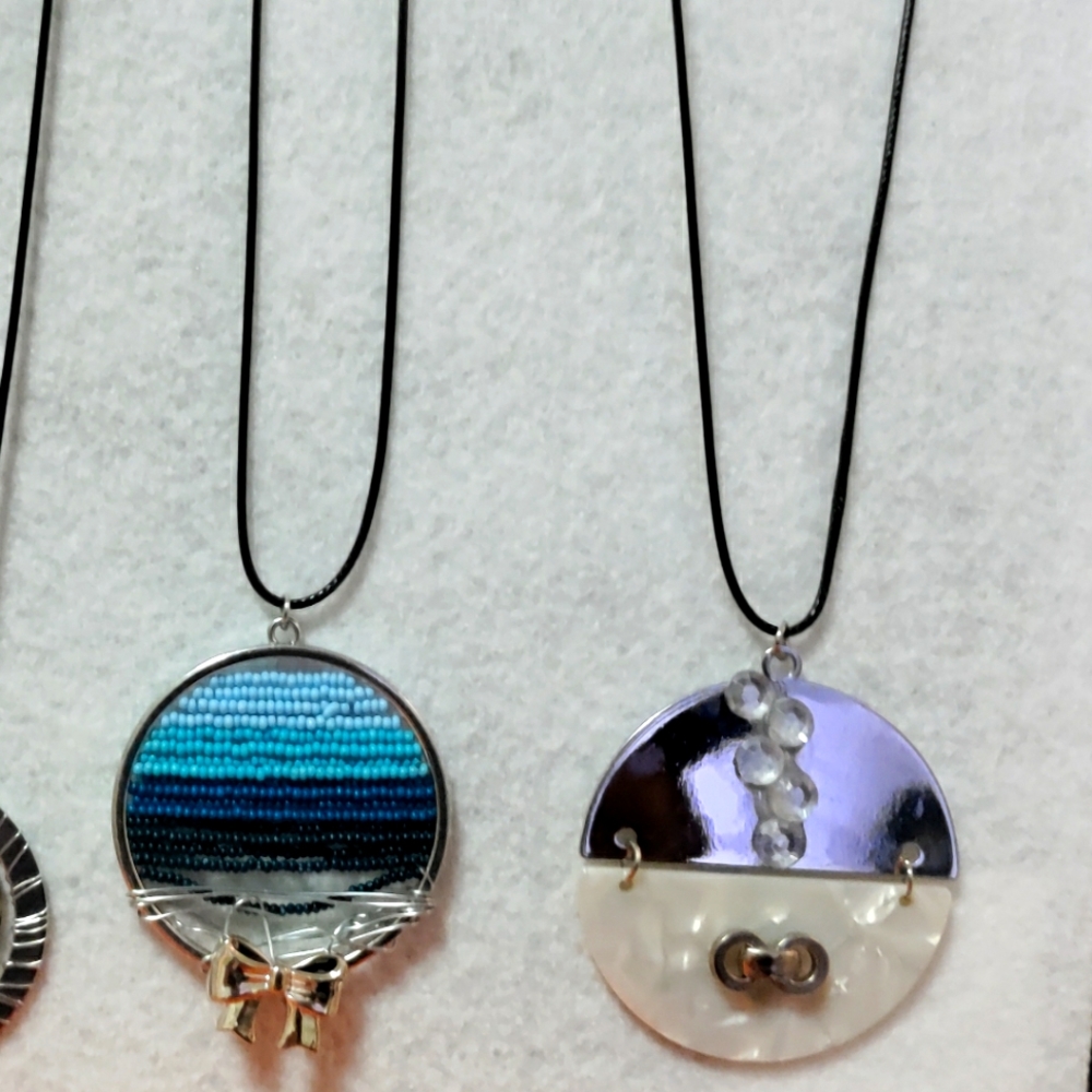 Silver Pendant Necklace